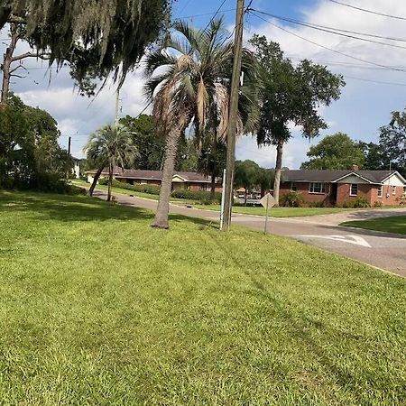 Cozy Home, King Bed, 3 Bedrooms,Close To Downtown Beaches Towncenter Jacksonville Eksteriør bilde